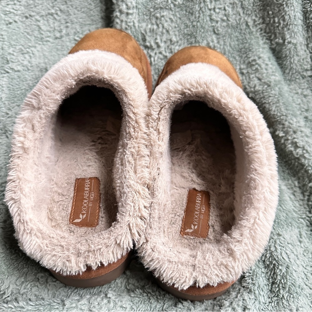 Koolaburra Tan Brown Suede / Sherpa Slip-On Shoes size 11 - Picture 6 of 13